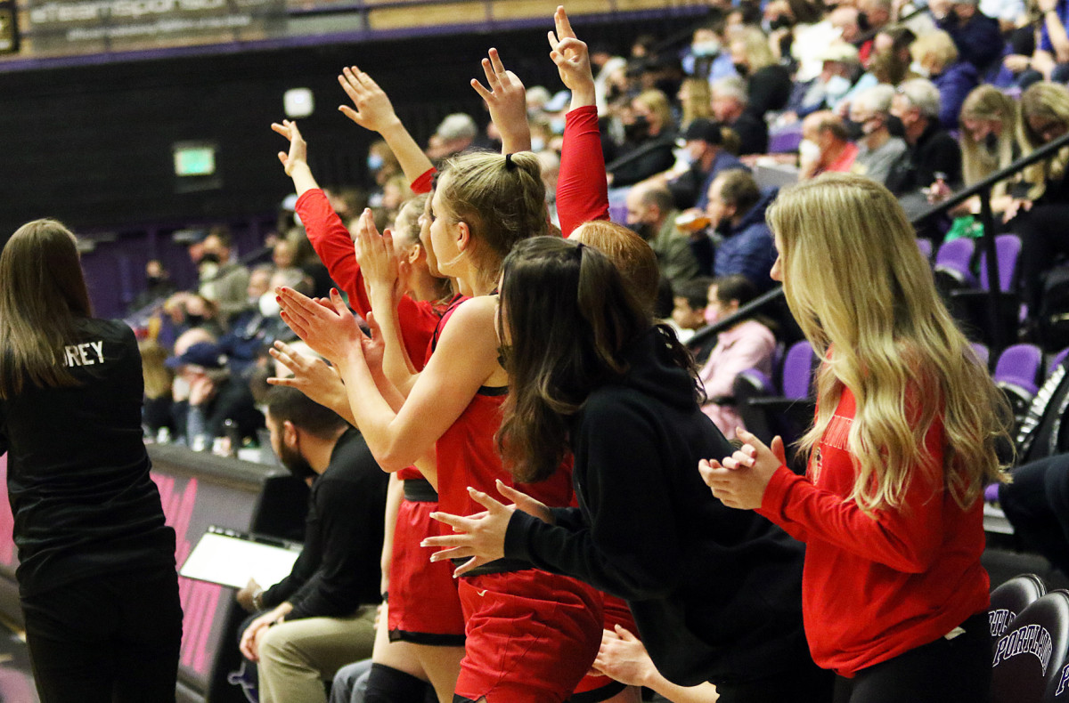 Clackamas Lakeridge girls basketball Dan Brood 34